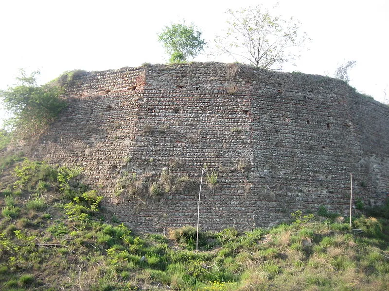 The Great Wall of Verona