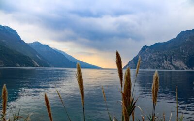 Is there water in Lake Garda? Federalberghi responds with an awareness campaign and a vademecum to become sustainable