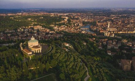 Guided walks to discover the nature of Verona. First appointment Saturday, October 7