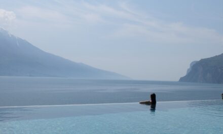 Luxury hotels on Lake Garda attract mostly foreigners 