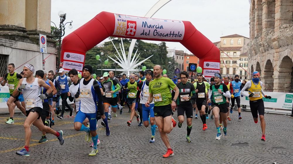 Marcia del Giocattolo (Toy March): Sunday 3 December running for solidarity