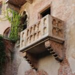 The Shakespeare Walk in the historic center of Verona narrates the works of the greatest playwright