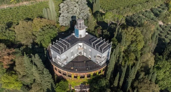 Villa Girasole in the province of Verona, an original Italian example of a rotating house